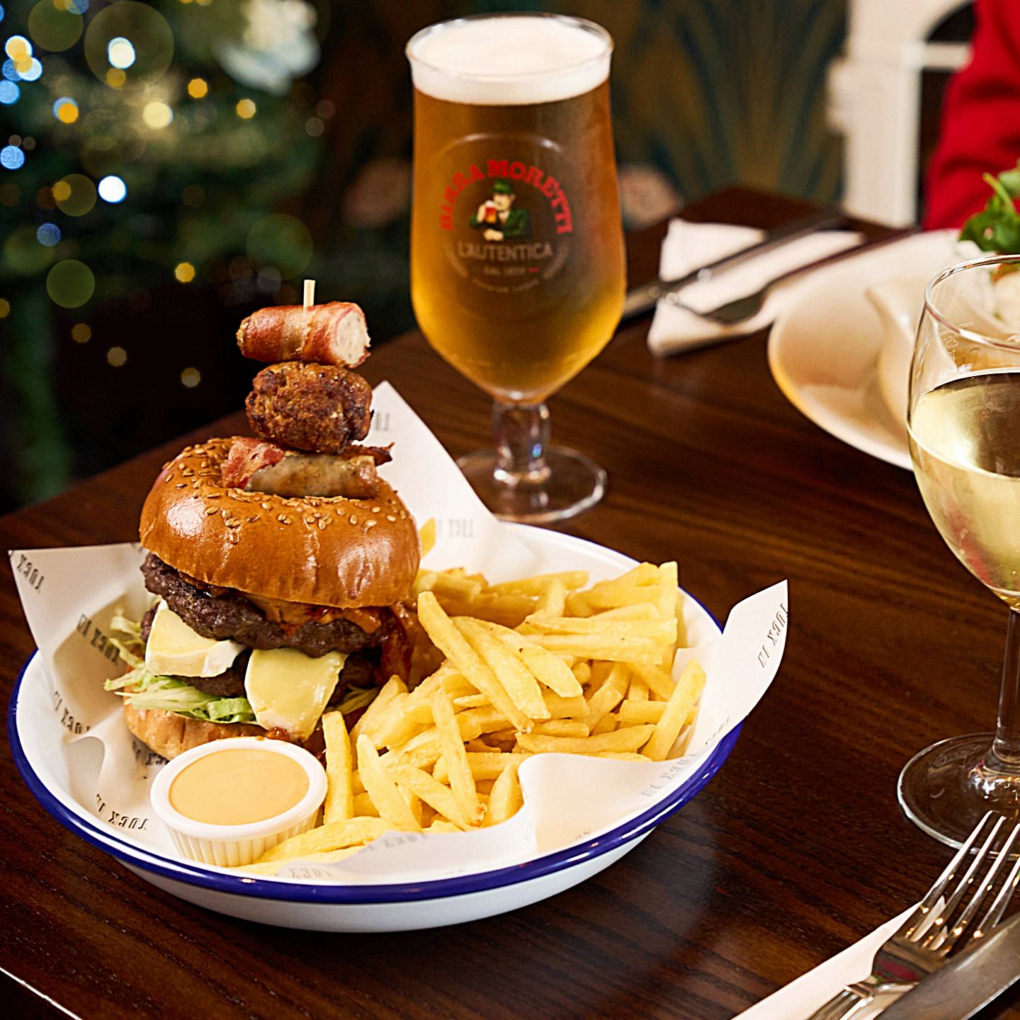 Festive Lunch & Dinner at The Trigger Pond in Warrington